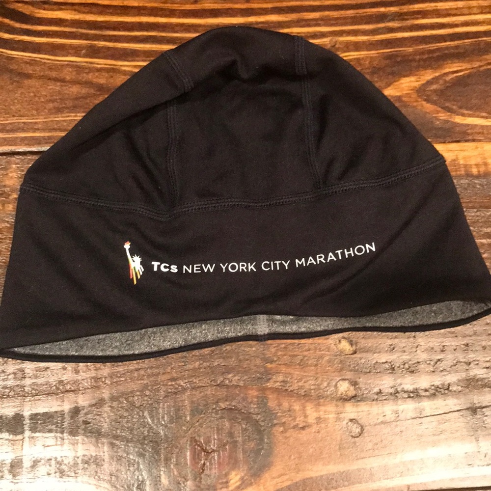 ASICS NYC Marathon beanie
